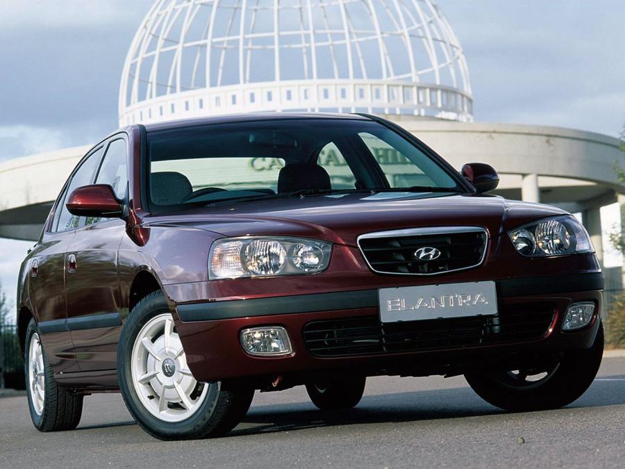  Hyundai Elantra Sedan 2003 года  (ZA) (фото 7 из 16)